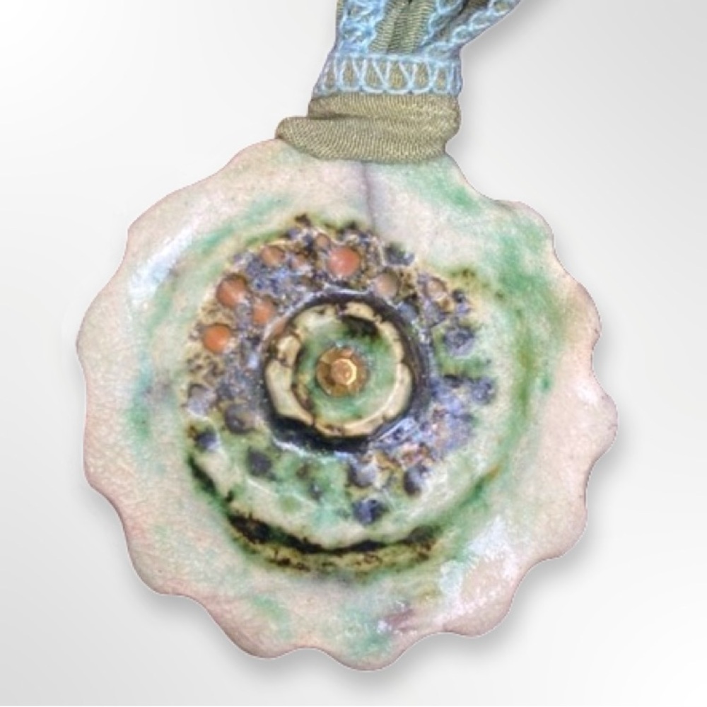 Ceramic Fairy Ribbon Necklace - Picture 2 of 2